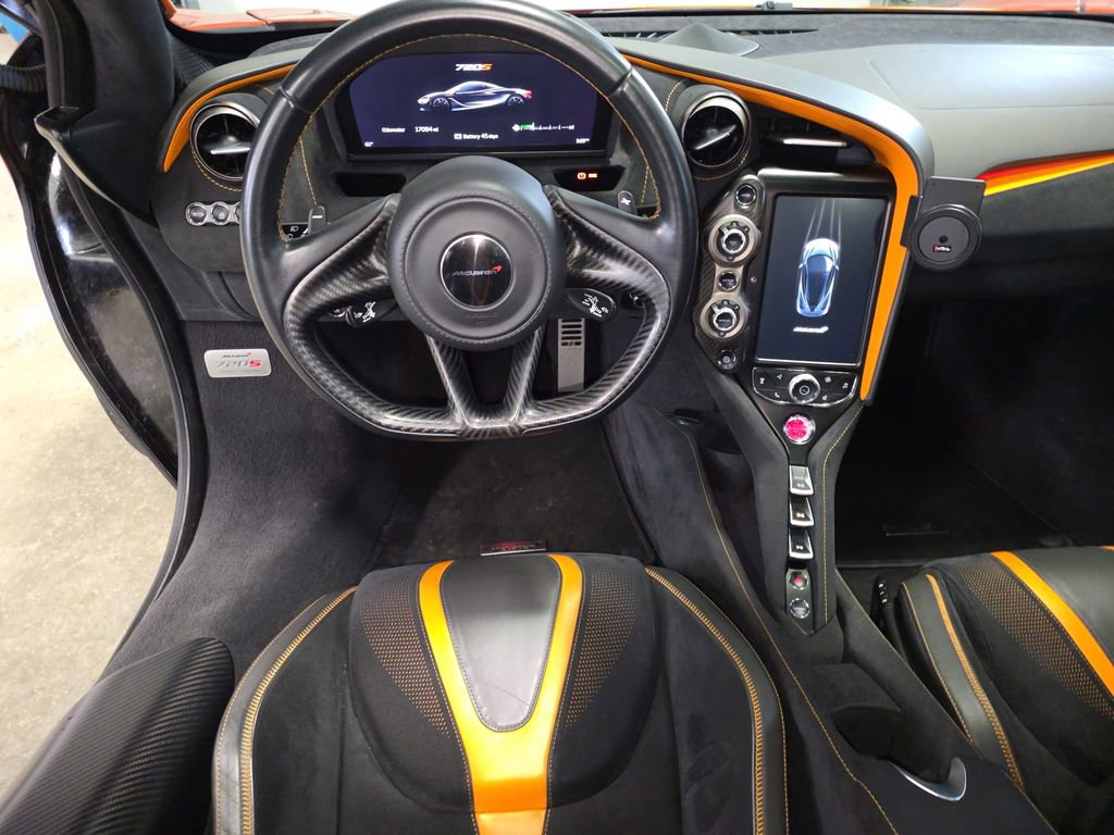 Used 2018 McLaren 720S Performance RWD image 34