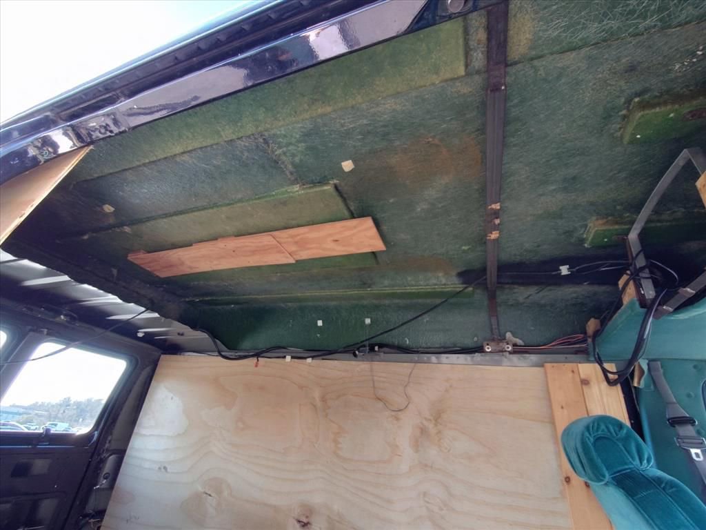 Used 1994 Dodge B2500 image 15