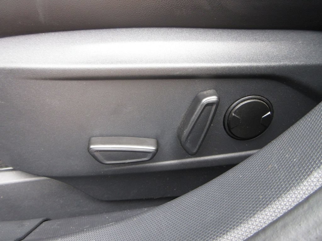 Certified 2023 Ford Mustang Mach-E Select RWD image 12