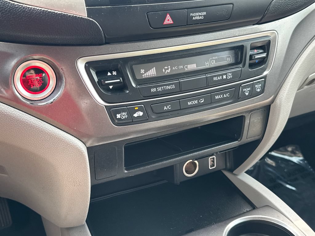 Used 2019 Honda Pilot LX image 24