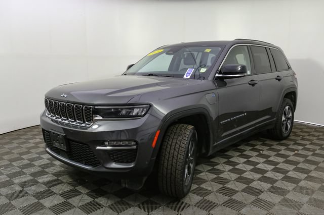 Used 2023 Jeep Grand Cherokee 4WD 4xe image 5