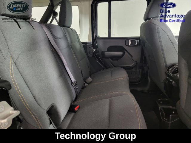 Used 2024 Jeep Wrangler Unlimited Sport AWD/4WD image 16