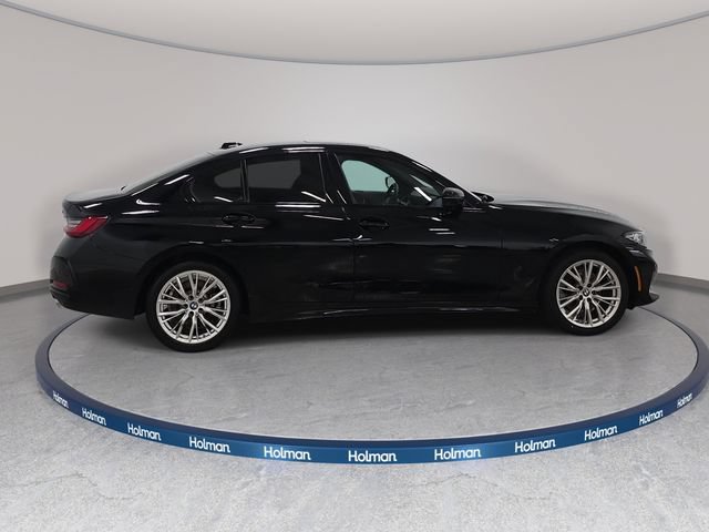 Certified 2023 BMW 330i xDrive Sedan w/ Driving Assistance Package AWD/4WD image 4