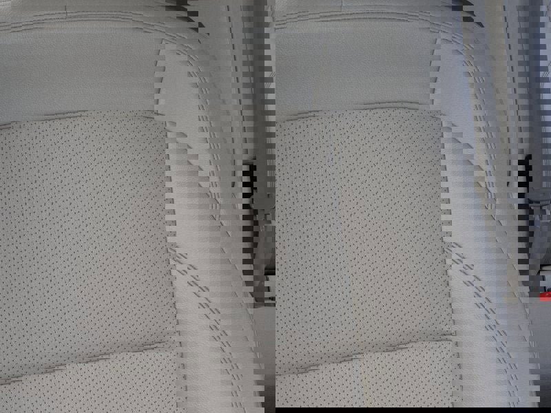 New 2025 Lincoln Nautilus Premier image 16