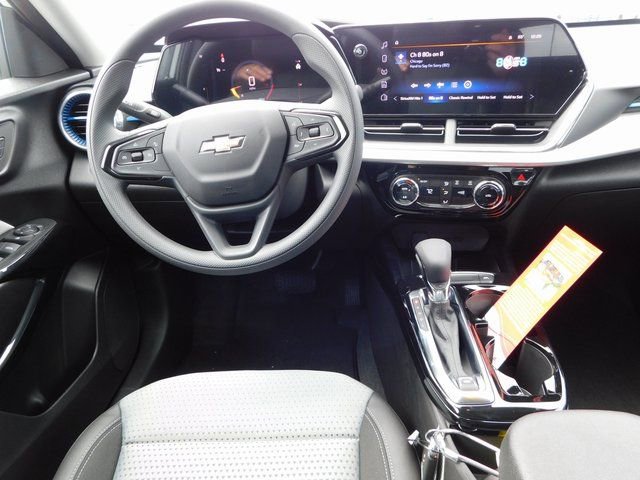 New 2026 Chevrolet Trax LT image 15
