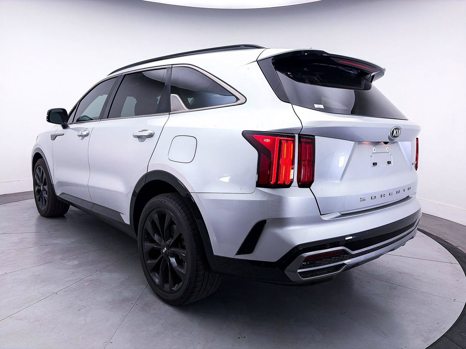 Used 2021 Kia Sorento SX FWD image 14