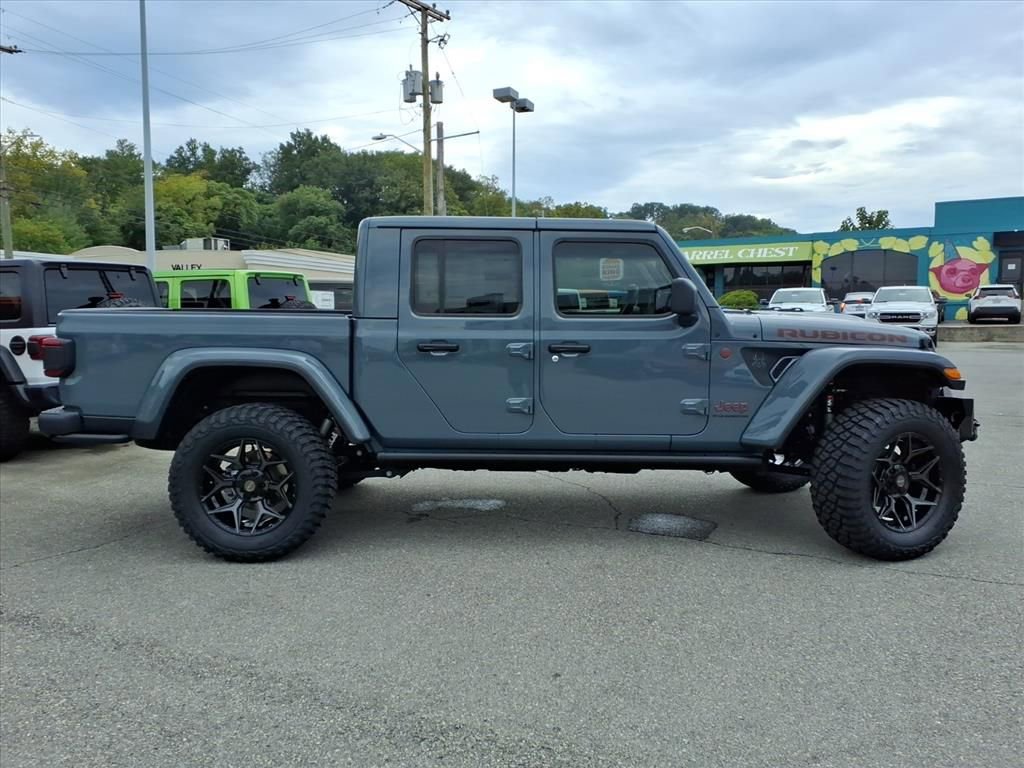 New 2025 Jeep Gladiator Rubicon w/ Convenience Group image 3