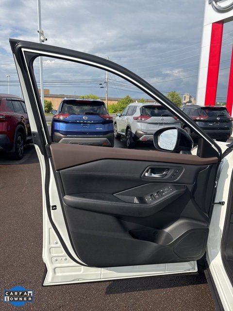 Certified 2023 Nissan Rogue SL w/ SL Premium Package image 10