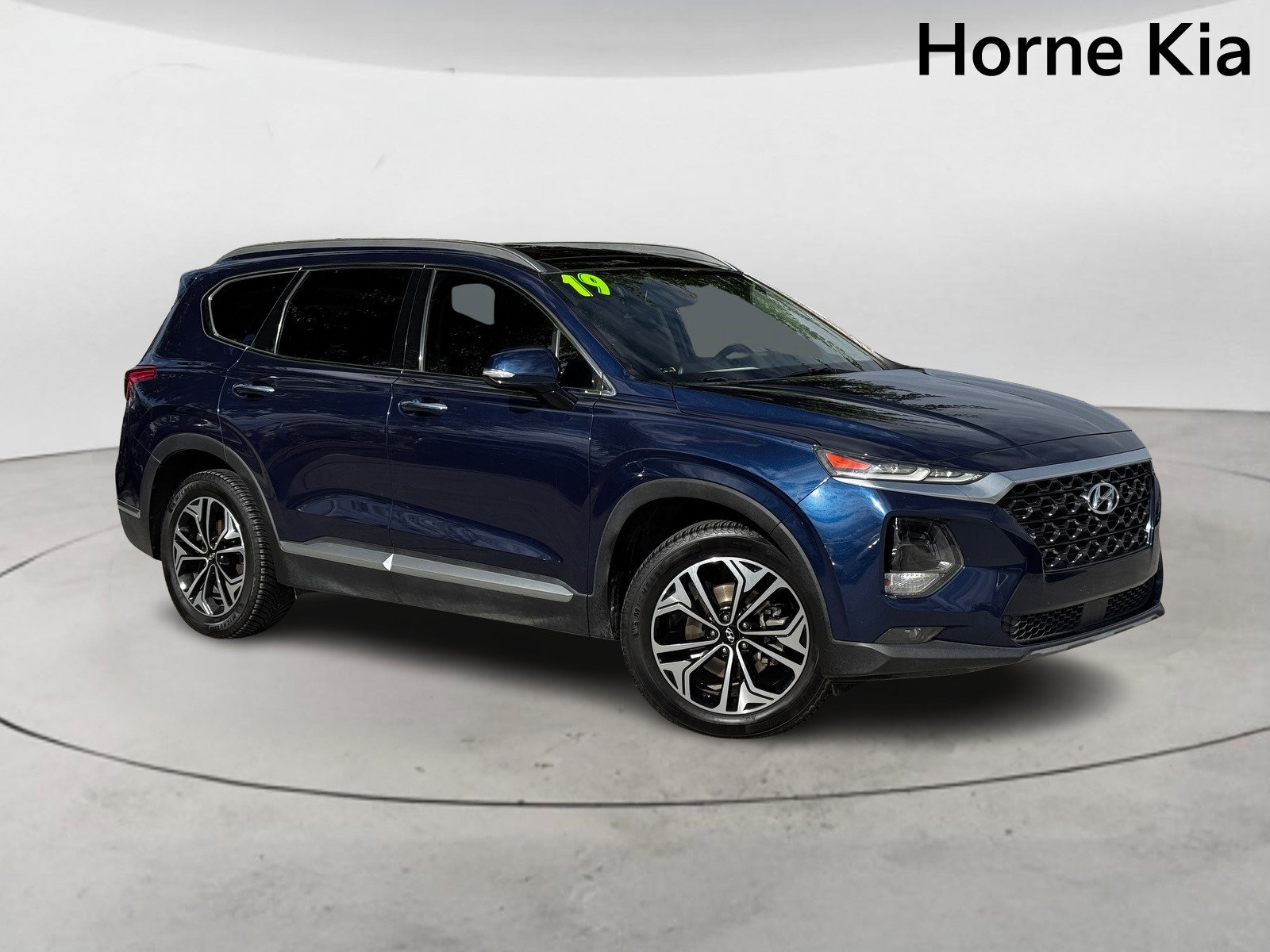 Used 2019 Hyundai Santa Fe Limited image 2