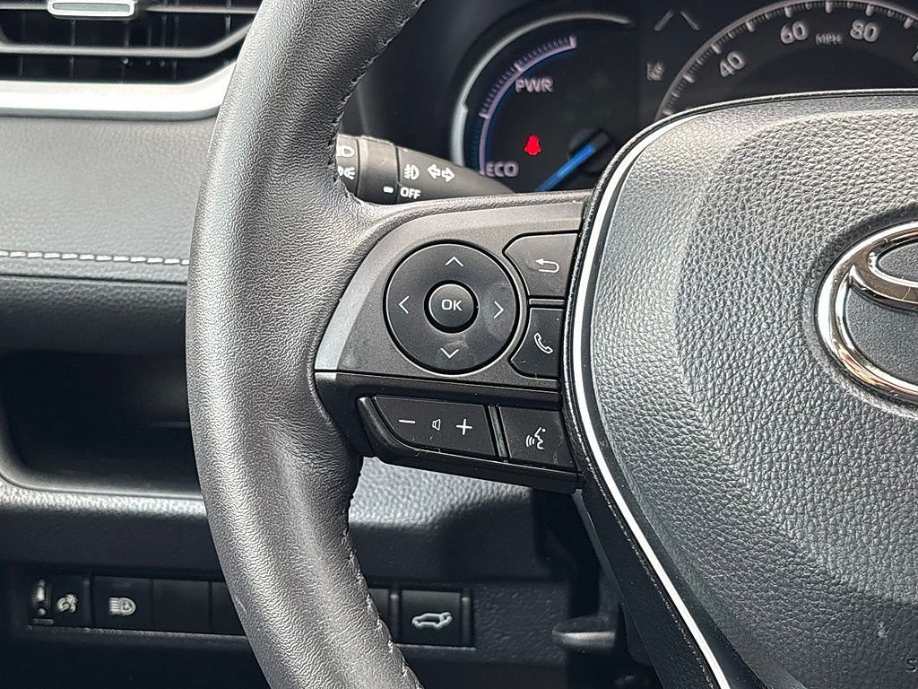 Certified 2023 Toyota RAV4 XLE Premium AWD/4WD image 18