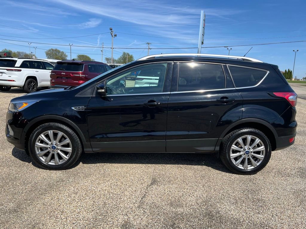 Used 2018 Ford Escape Titanium FWD image 2
