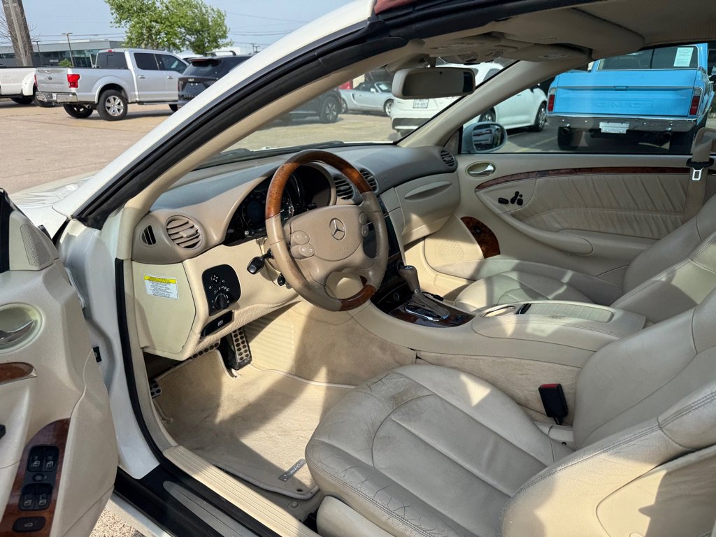 Used 2007 Mercedes-Benz CLK 350 Cabriolet image 12