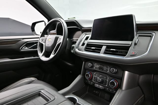 Used 2023 Chevrolet Tahoe Premier w/ Advanced Technology Package AWD/4WD image 15