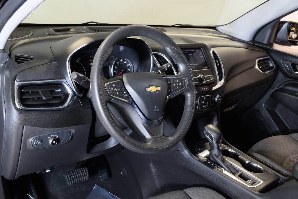 Used 2023 Chevrolet Equinox LT AWD/4WD image 11