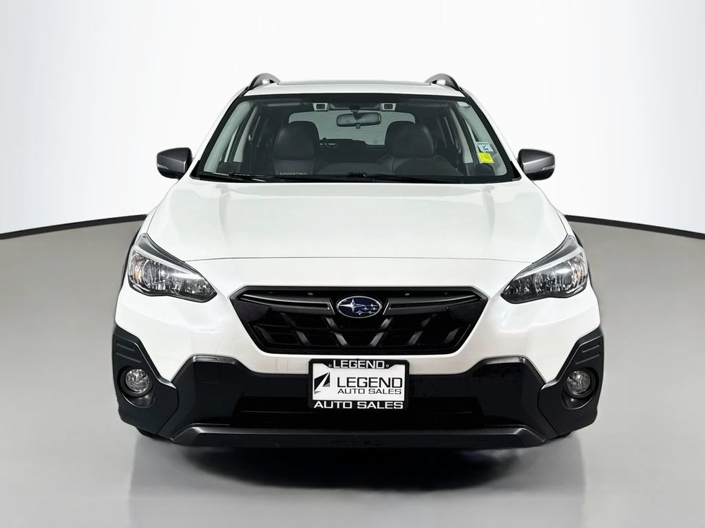 Used 2022 Subaru Crosstrek 2.5i Sport w/ Moonroof Package AWD/4WD image 2