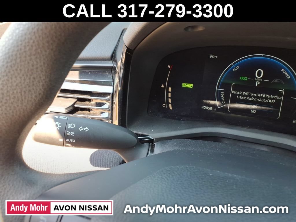 Used 2025 Toyota Camry LE FWD image 23