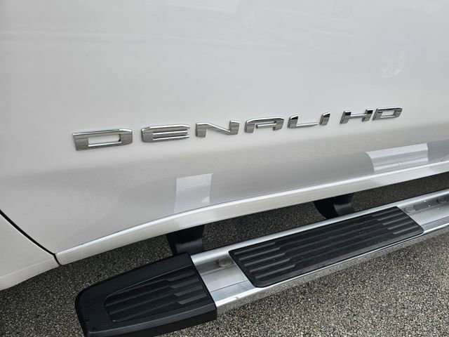 Used 2020 GMC Sierra 2500 Denali w/ Denali Ultimate Package image 17