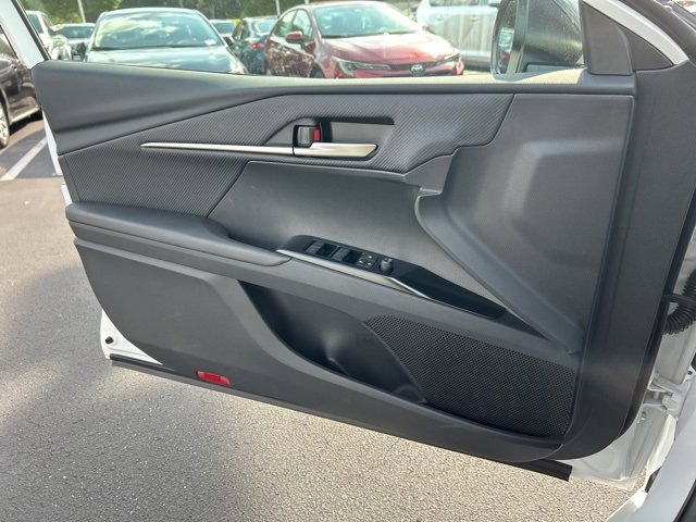 New 2026 Toyota Camry Hybrid image 28