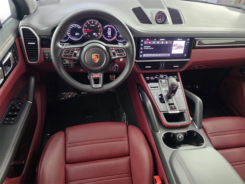 Used 2023 Porsche Cayenne Turbo image 15