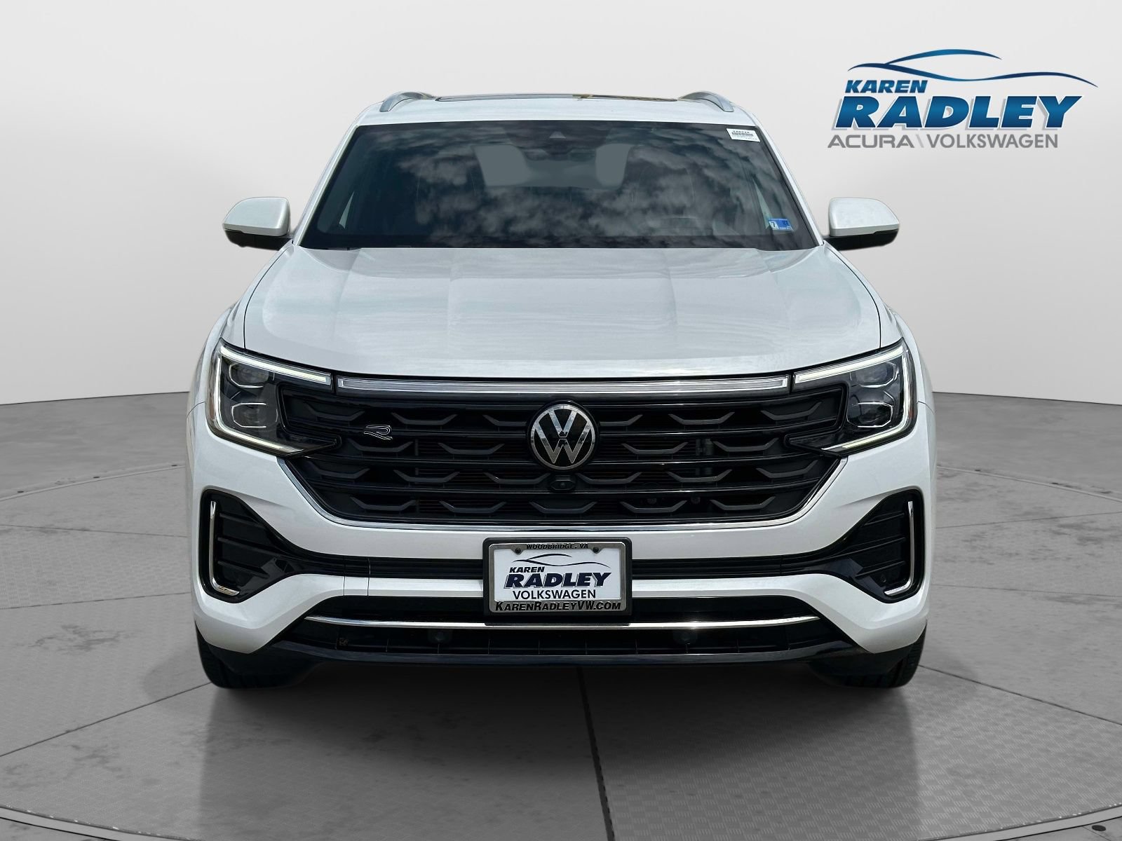 Certified 2024 Volkswagen Atlas Cross Sport SEL Premium R-Line AWD/4WD image 6