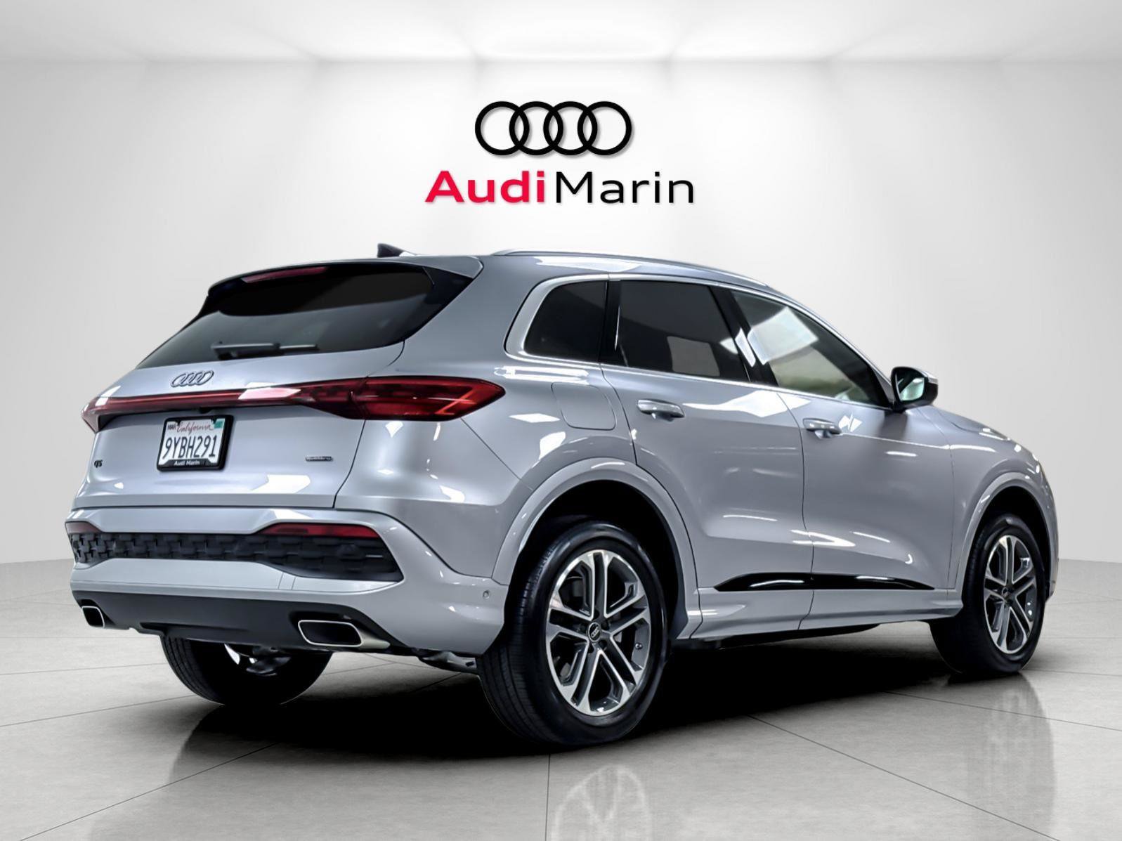 Certified 2025 Audi Q5 Premium w/ Convenience Package AWD/4WD image 5
