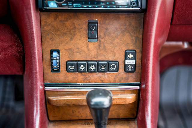 Used 1988 Mercedes-Benz 560 SL image 34