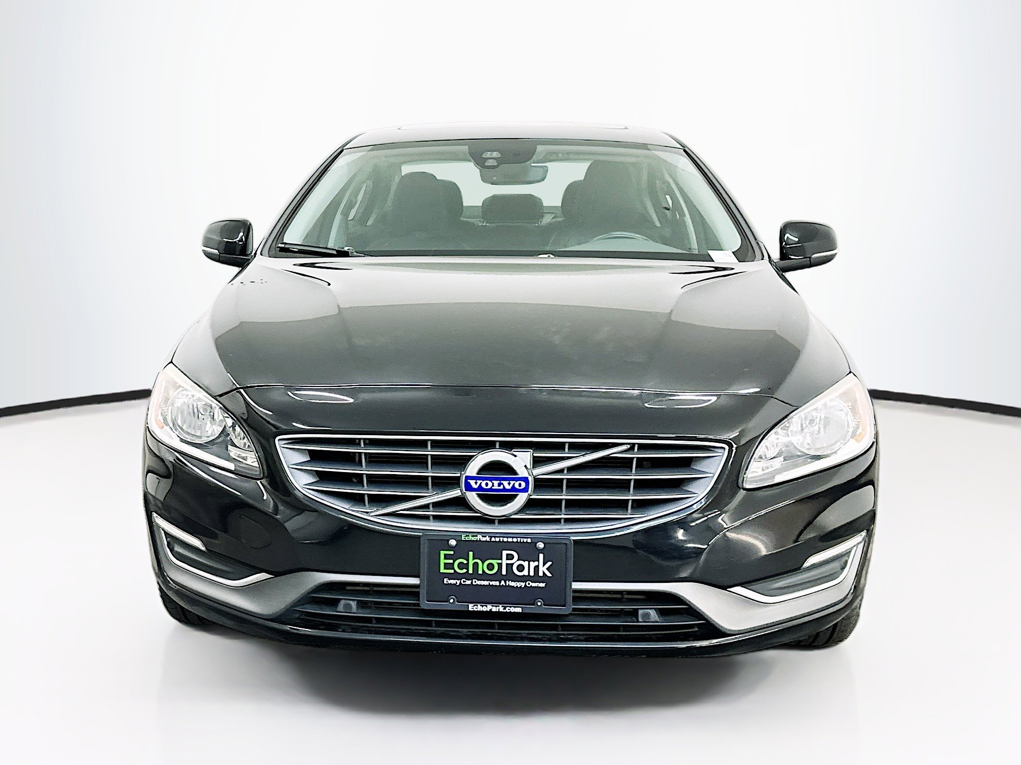 Used 2017 Volvo S60 T5 Inscription FWD image 2