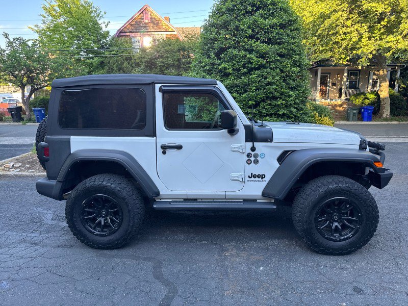 Used 2023 Jeep Wrangler Sport AWD/4WD image 6