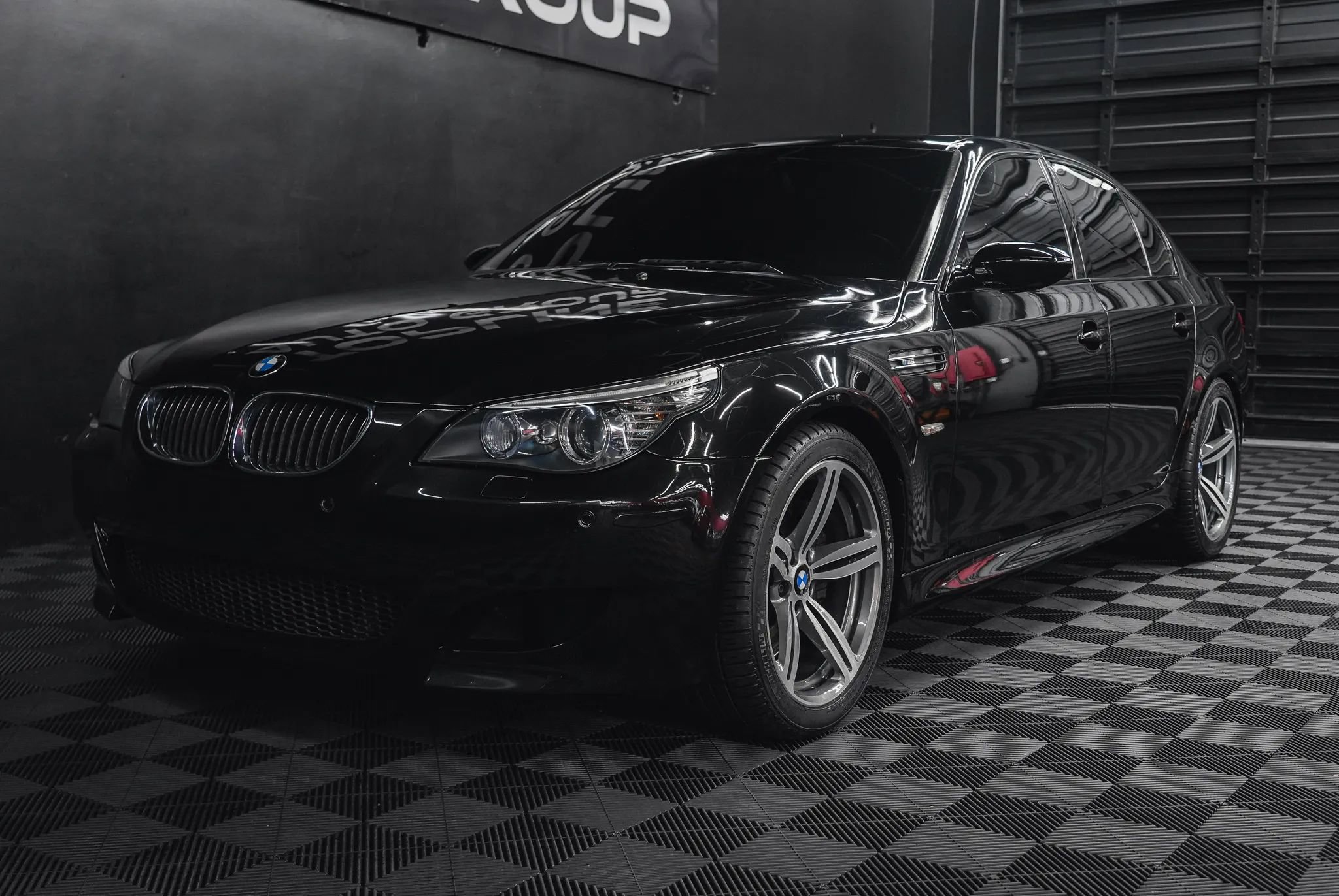 Used 2008 BMW M5 RWD image 29