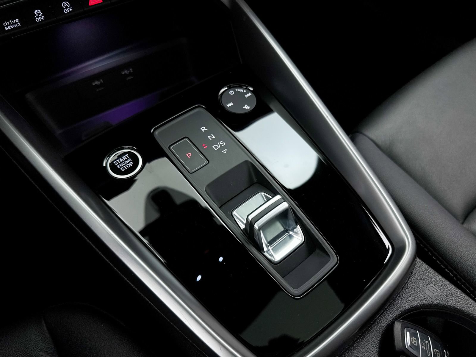 Used 2023 Audi A3 2.0T Premium Plus w/ Premium Plus Package AWD/4WD image 26