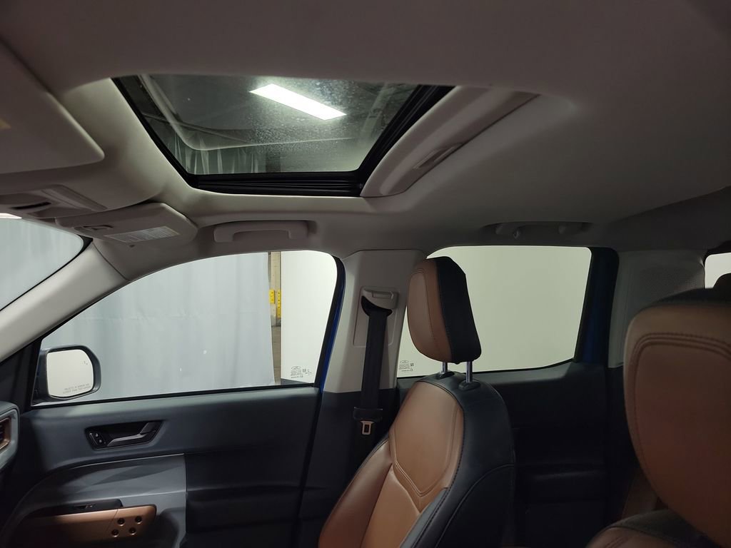 Used 2022 Ford Maverick Lariat w/ Lariat Luxury Package image 15