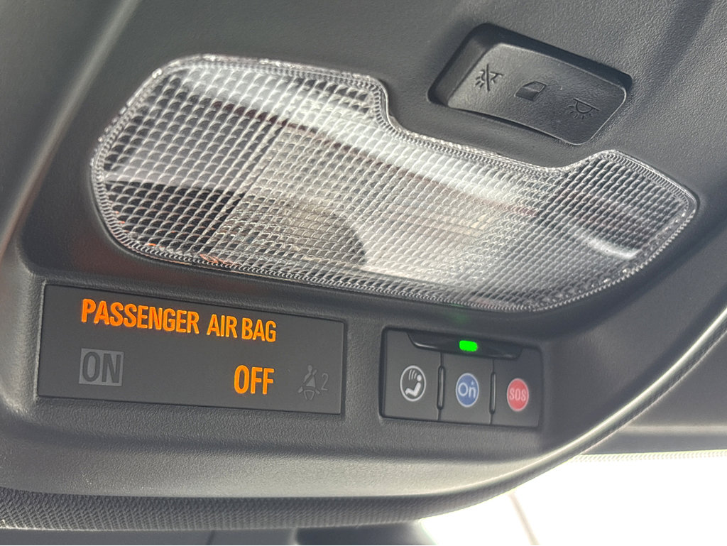 Used 2026 Chevrolet Trax RS w/ Sunroof Package image 25