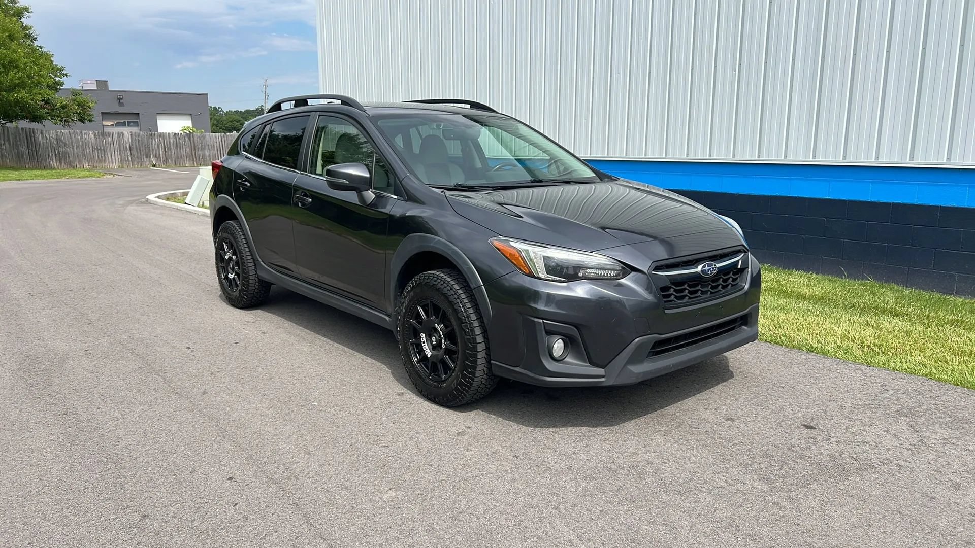 Used 2019 Subaru Crosstrek 2.0i Limited w/ Moonroof Package w/Navigation AWD/4WD image 3