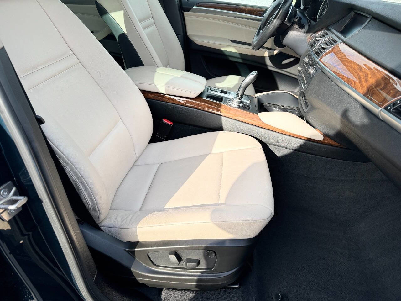 Used 2013 BMW X6 xDrive35i image 19