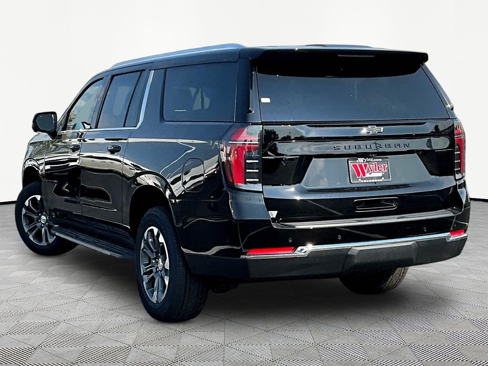 New 2026 Chevrolet Suburban LS w/ LPO, Dark Essentials Package AWD/4WD image 4