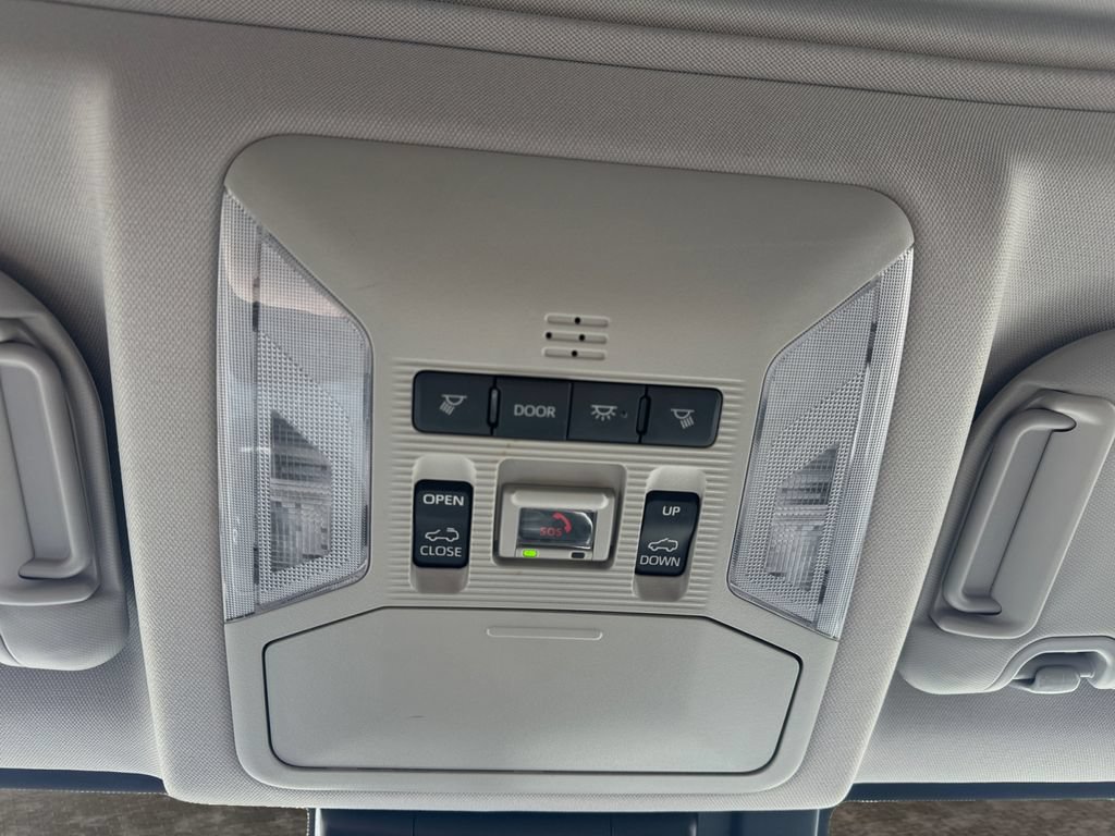Used 2024 Toyota RAV4 XLE w/ Convenience Package AWD/4WD image 29