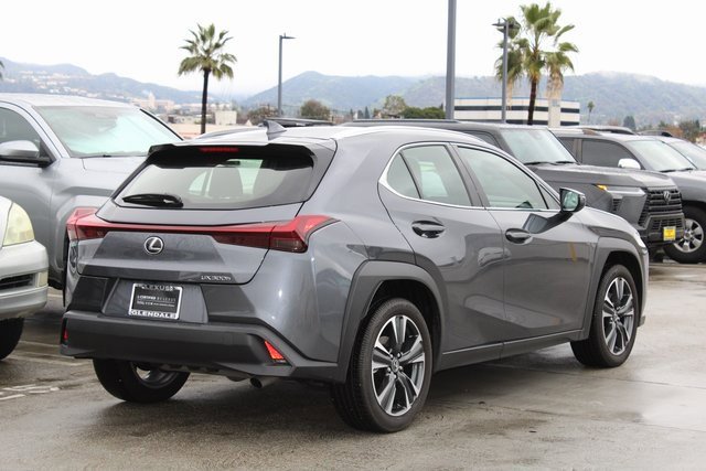 Certified 2025 Lexus UX 300h FWD image 21
