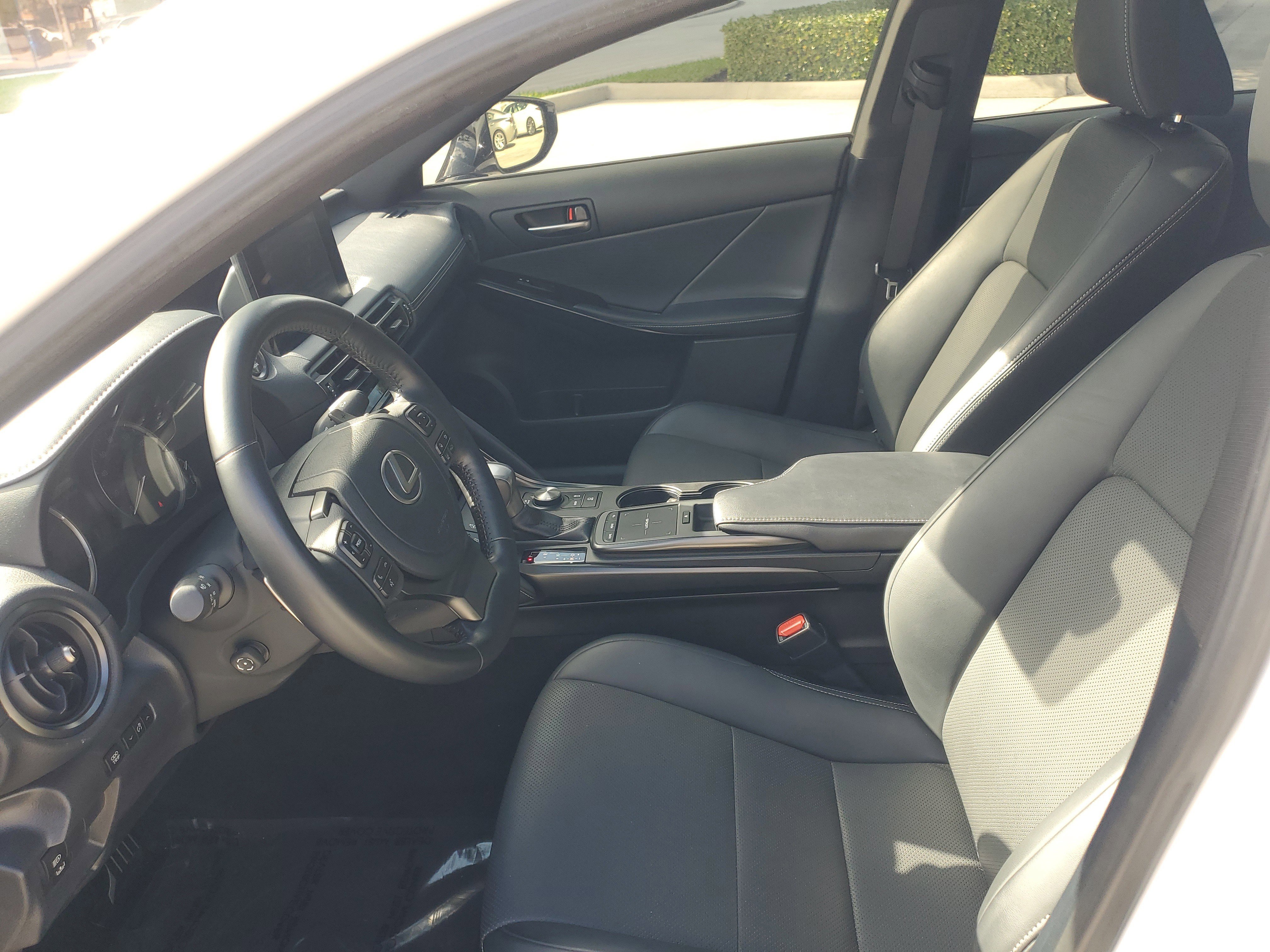 Used 2023 Lexus IS 300 w/ Premium Package RWD image 18