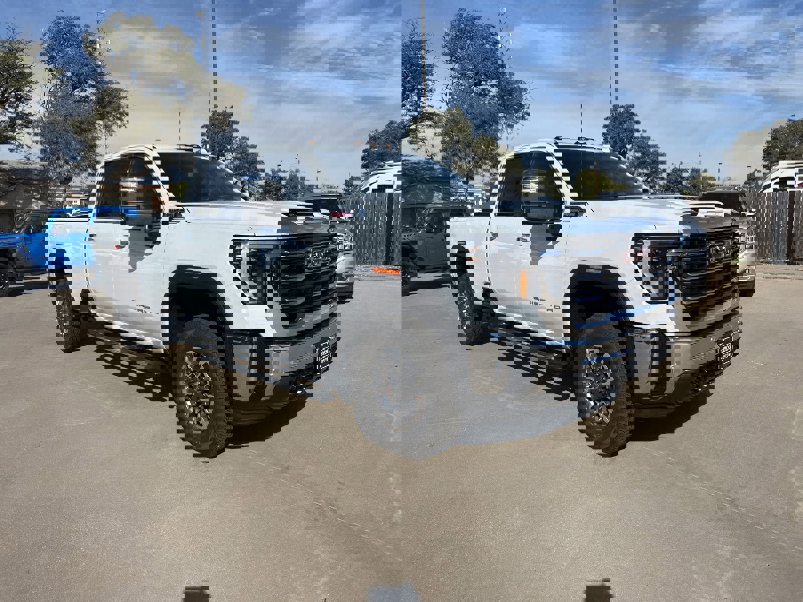 New 2026 GMC Sierra 3500 SLT w/ SLT Premium Package