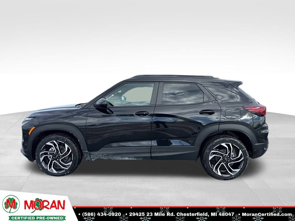 Used 2024 Chevrolet TrailBlazer RS image 2