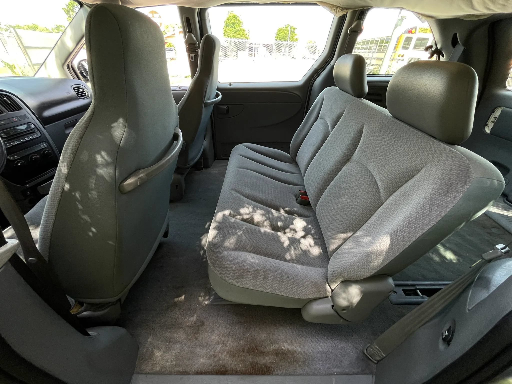 Used 2005 Dodge Caravan SE w/ Popular Equipment Group FWD image 19