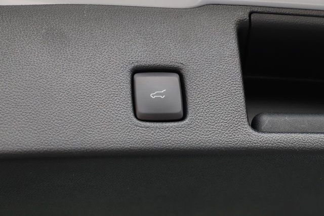Used 2025 Ford Escape ST-Line Elite w/ Premium Technology Package image 10