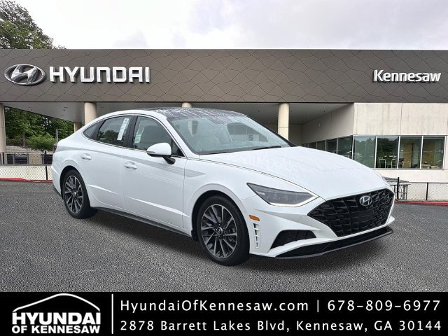 Certified 2022 Hyundai Sonata Limited w/ Preferred Accessory Package FWD image 1