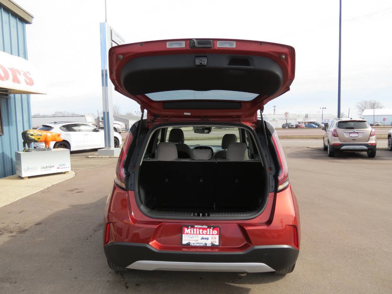 Used 2023 Kia Soul LX w/ LX Technology Package image 28