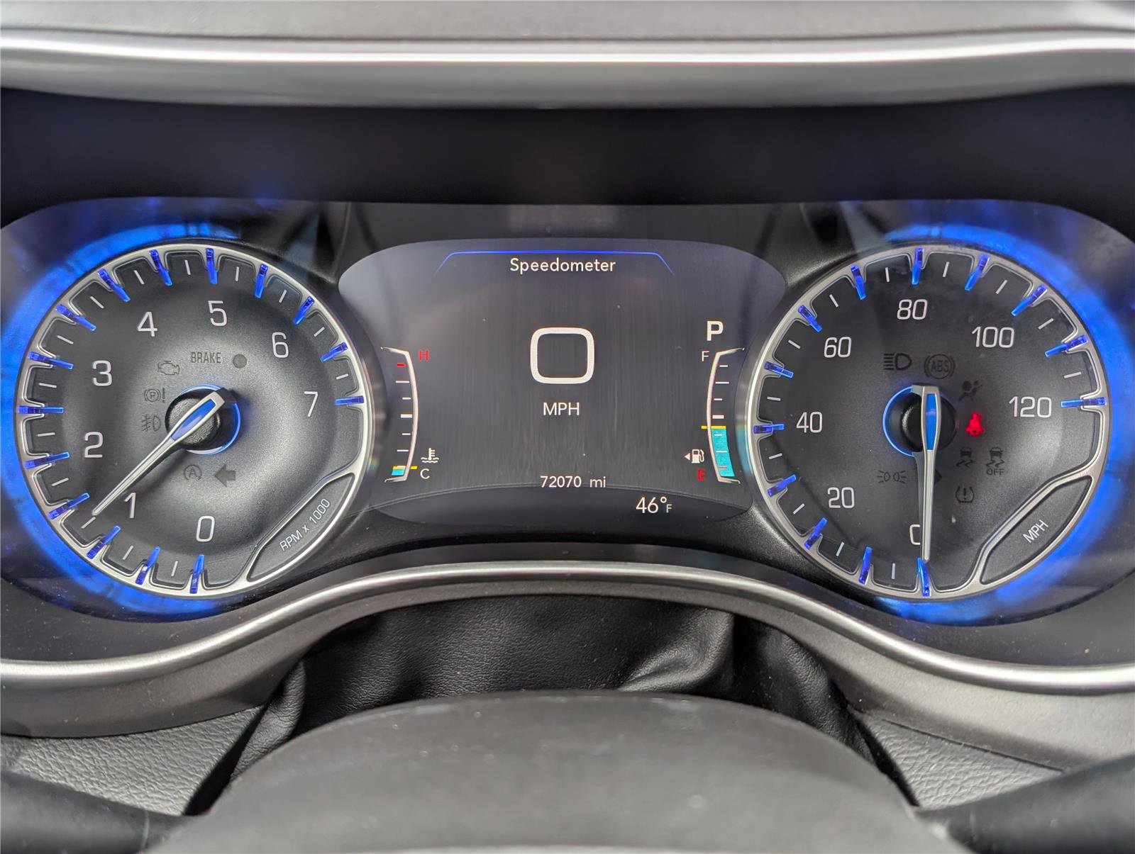 Used 2023 Chrysler Pacifica Touring-L image 29