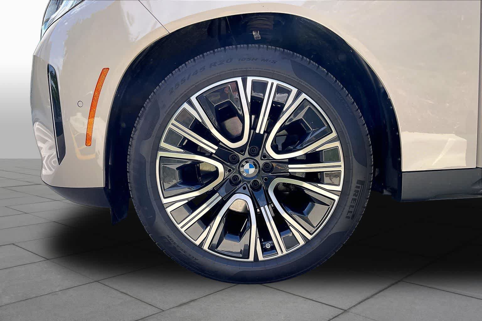 Used 2025 BMW X3 xDrive30i AWD/4WD image 10