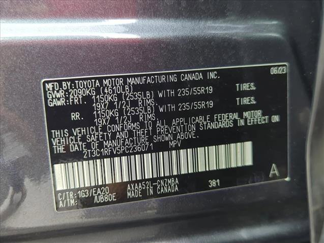 Used 2023 Toyota RAV4 XLE Premium image 25