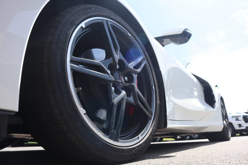 Used 2022 Chevrolet Corvette Stingray Coupe RWD image 14