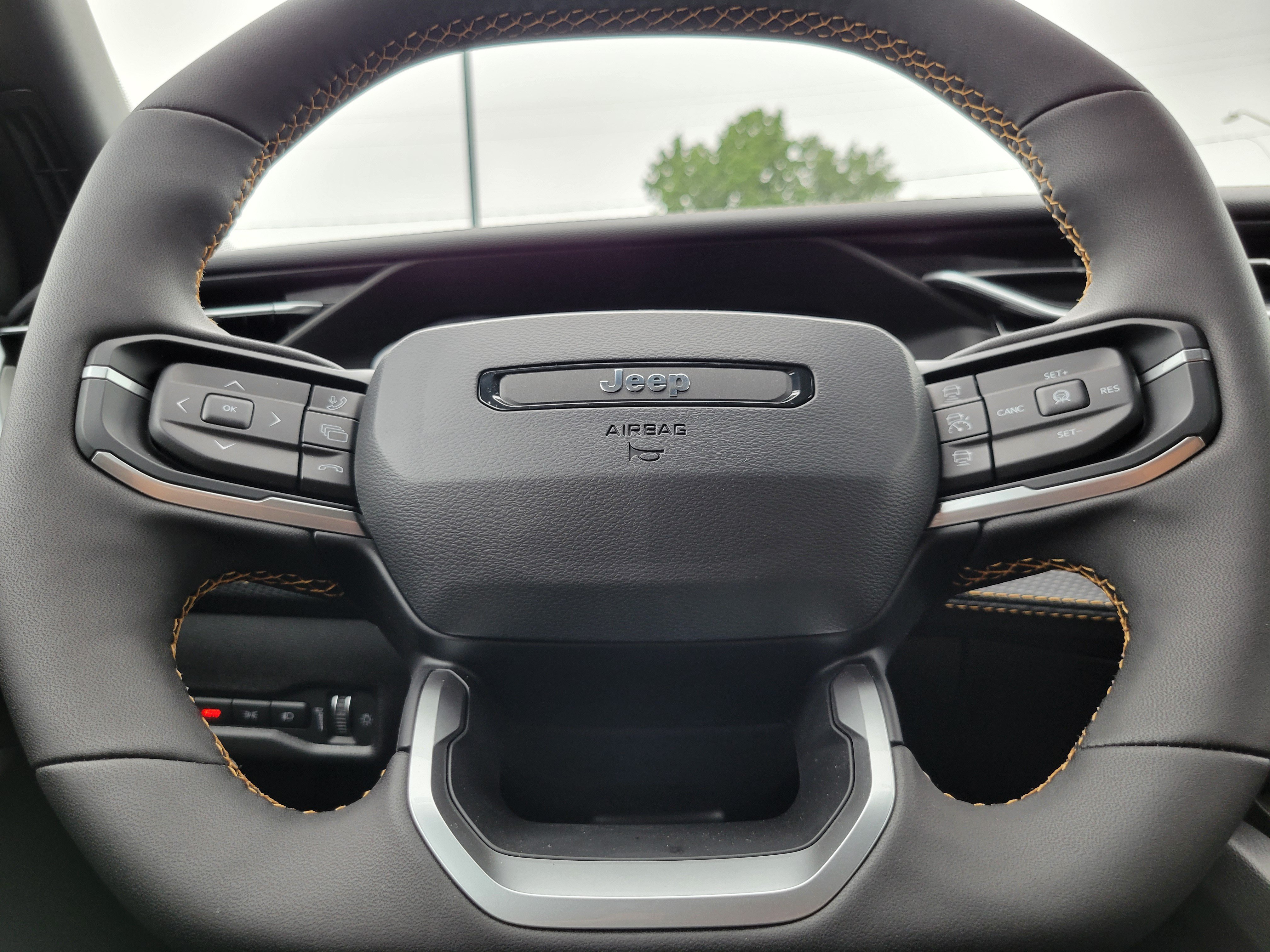 New 2026 Jeep Cherokee Limited AWD/4WD image 10