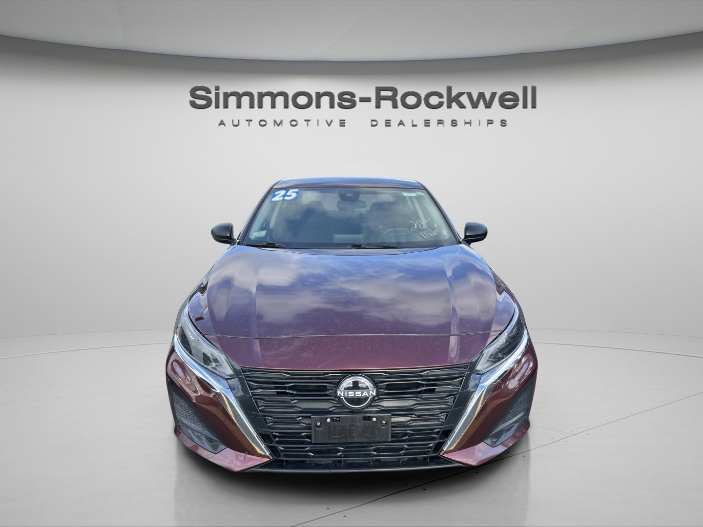 Used 2025 Nissan Altima 2.5 SV FWD image 1